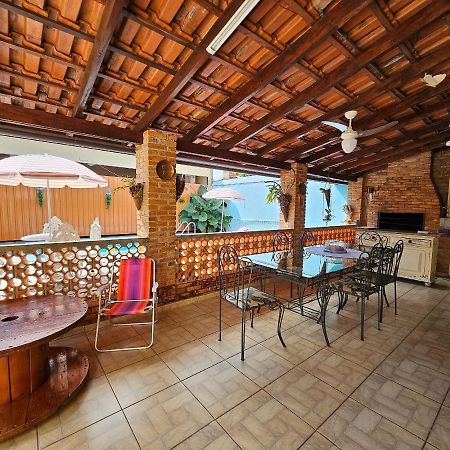 Casa com PISCINA próximo ATRATIVOS / wifi / garagem Vila Foz do Iguaçu Exterior foto