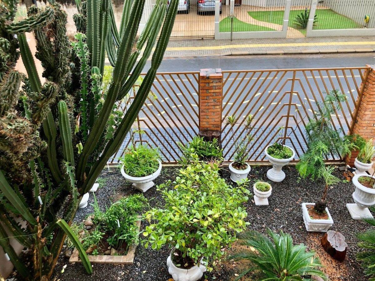 Casa com PISCINA próximo ATRATIVOS / wifi / garagem Vila Foz do Iguaçu Exterior foto