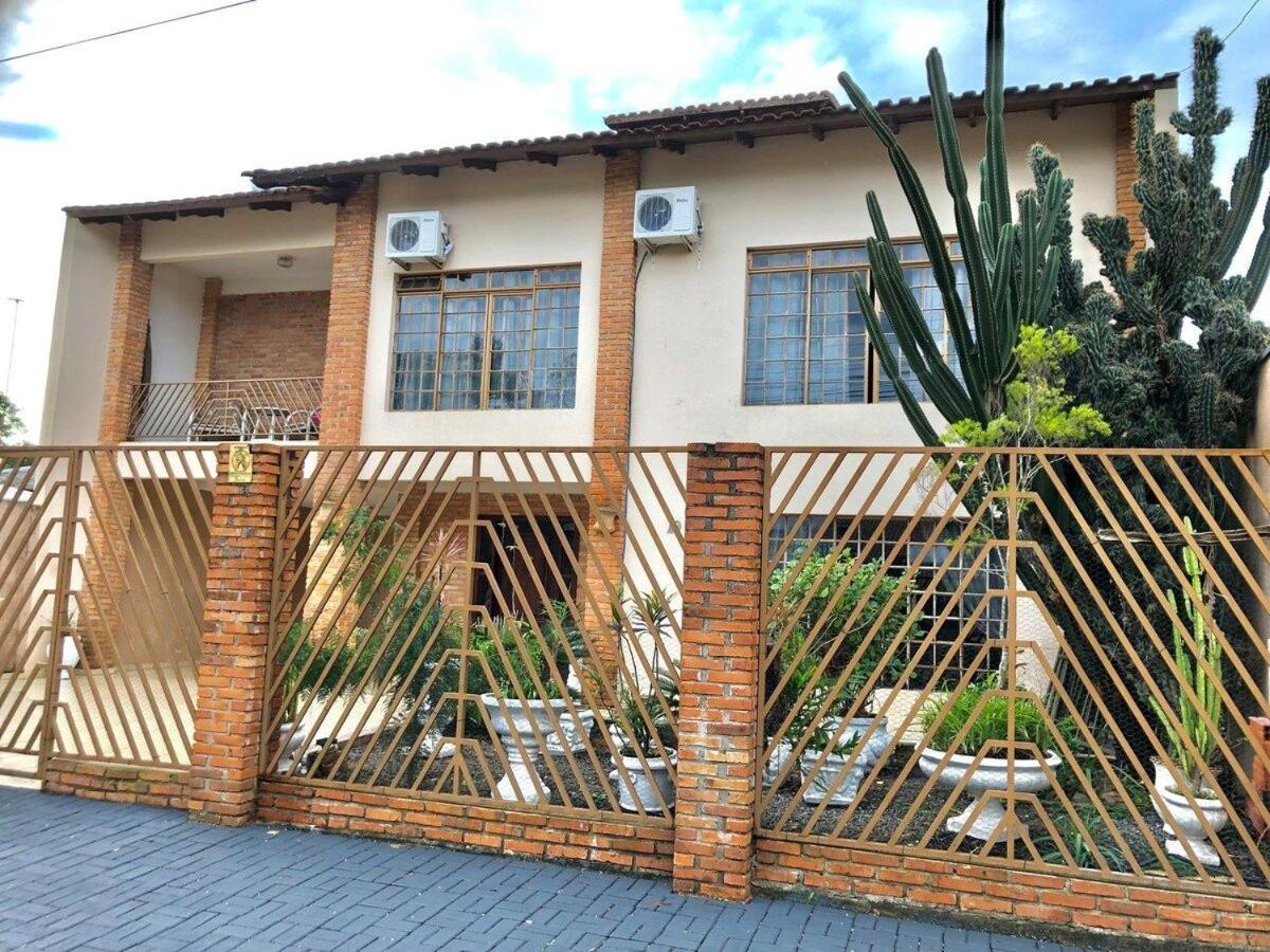 Casa com PISCINA próximo ATRATIVOS / wifi / garagem Vila Foz do Iguaçu Exterior foto