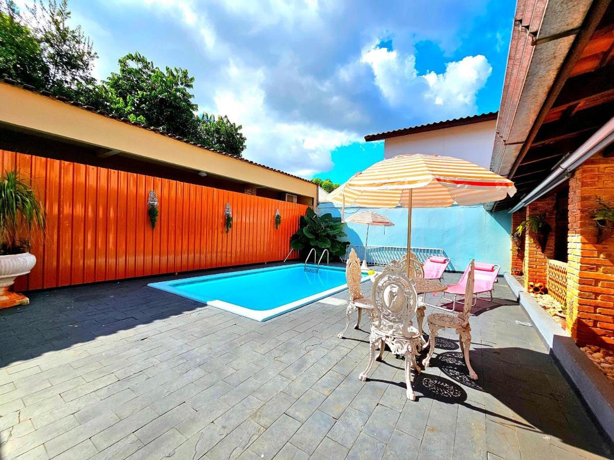 Casa com PISCINA próximo ATRATIVOS / wifi / garagem Vila Foz do Iguaçu Exterior foto